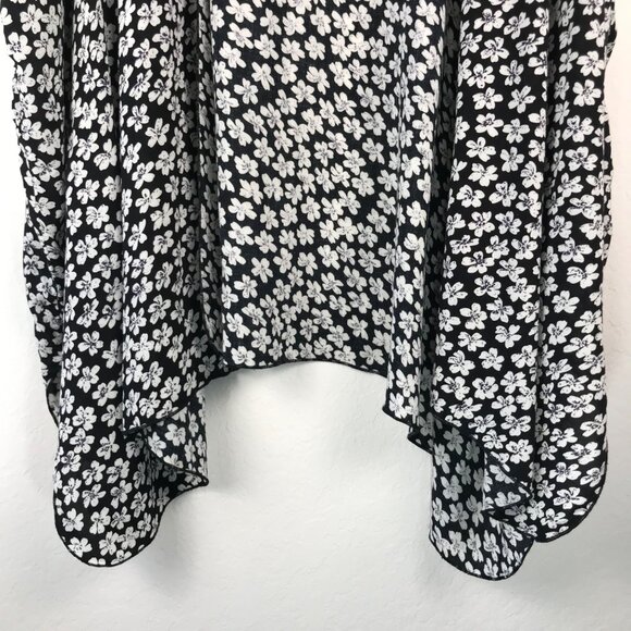 Brandy Melville Navy & White Floral Kimono One Size - Picture 4 of 8